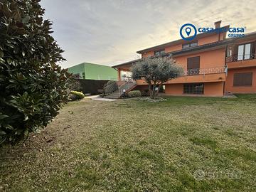 Ampia Bifamiliare, spazi introvabili!!!