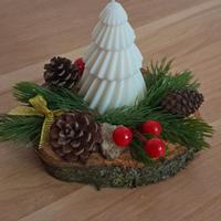 Decorazione Natalizia Artigianale su Base di Legno