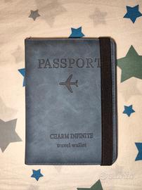 Porta passaporto blu nuovo - slot SIM e carte