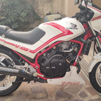 Honda VF 400