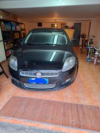 Auto con problemi al motore