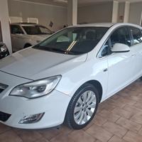 Opel Astra 5p 1.4 t Cosmo 140cv