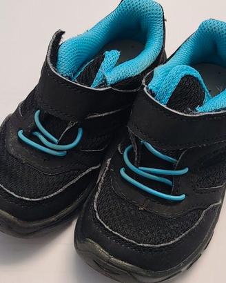 Scarpe trekking 24 bambino NH100 nere