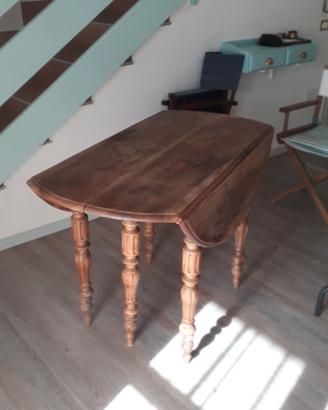 tavola rotonda a bandiera allungabile legno noce 