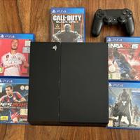 Sony Playstation 4 500GB + 5 giochi e controller