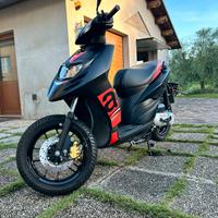 Aprilia SR MOTARD 50