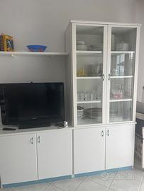 Vetrina/mobile soggiorno e divano letto