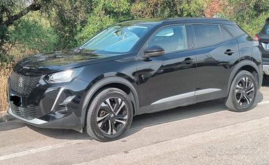 Peugeot 2008 1.5 BlueHDi Allure Pack eat8