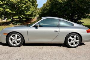 Porsche 996 - 911 Carrera cat Coupé