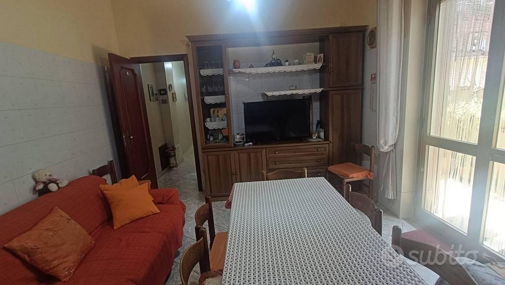 Appartamento di 63 m² con 2 locali a Giarre - Vista 2