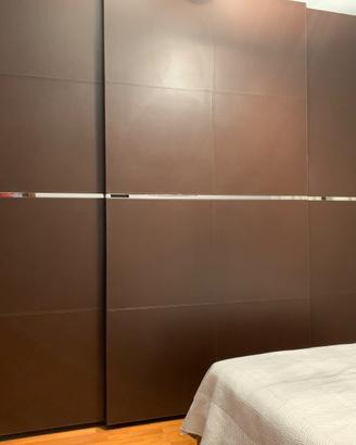 Armadio Poliform modello Bangkok in cuoio
