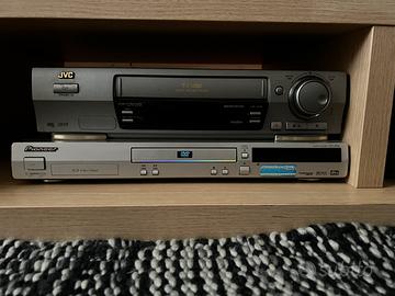 Vhs JVC più Lettore DVD Pioneer
