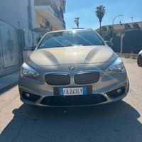 Bmw Serie 2 218d Luxury AUTOMATICO ANNO 2015