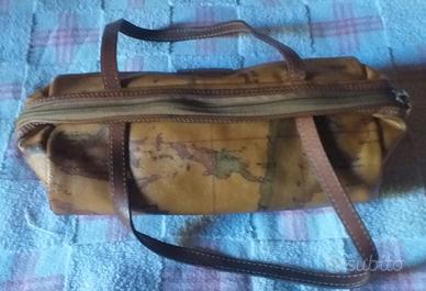Pochette  1 Classe Alviero Martini