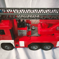 Camion dei pompieri giocattolo Bruder