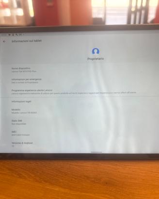 Lenovo tab m10  fhd plus con scheda sim lte