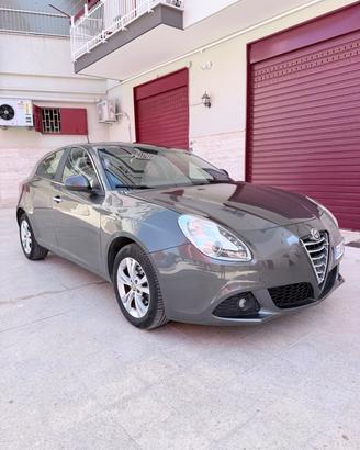 Alfa Romeo Giulietta 1.6 JTDm-2 105 CV Exclusive