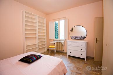 Camere a donne insegnanti