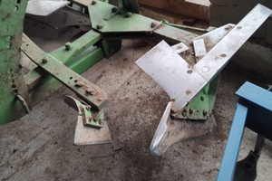 Aratro monovomere vittone