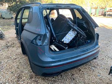 RICAMBI VOLKSWAGEN TIGUAN 2.0 DIESEL ANNO:2021