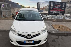 Toyota Yaris 1.0 5 porte