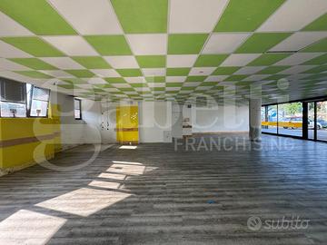 Negozio Mozzo [Cod. rif 3322990ACG]