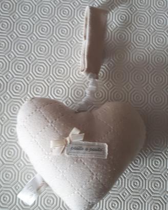 Carillon a forma di cuore Pasito Pasito beige