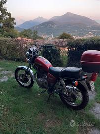  Suzuki GN 250
