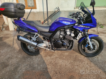 Yamaha Fazer 600