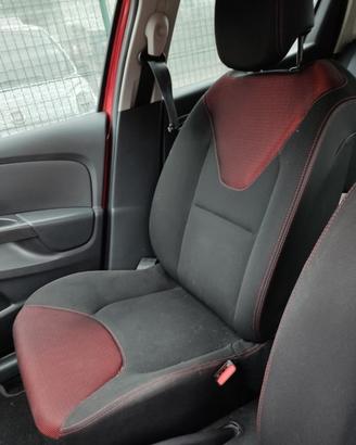 Sedile anteriore dx RENAULT CLIO del 2015