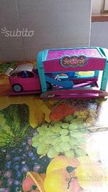 Garage polly pocket