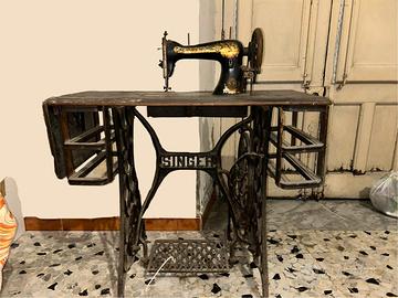 Macchina da cucire Singer del 1922