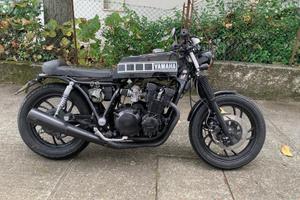 Yamaha XJ 750 cafe race