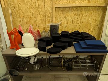 Espositori vetrinette vellutate porta collane