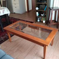 Tavolino salotto in noce chiaro con cristallo