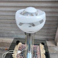 Lampada da tavolo vintage 