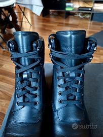 Anfibi Moncler pelle neri