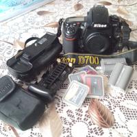 NIKON D700