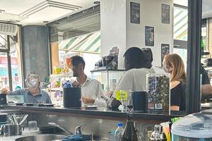 Bar gastronomia fredda zona tor de schiavi