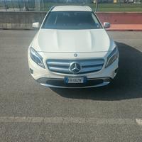 Mercedes gla