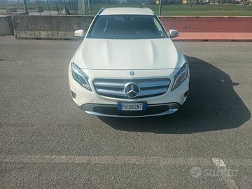 Mercedes gla