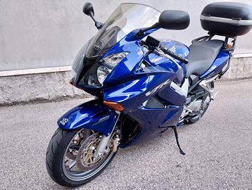 Honda VFR 800 - 2004