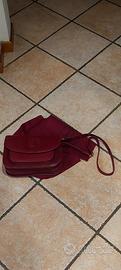 Borsa pelle bordeaux Cartier con tracolla e dustba