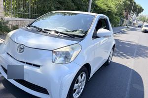 Toyota IQ