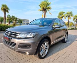 Volkswagen Touareg 3.0 TDI 245 CV 8 Marce BlueMoti