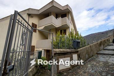 Appartamento di 151 m² con 3 locali a Gimigliano