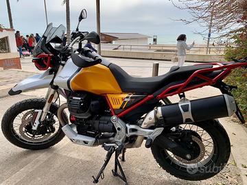Moto guzzi V85 TT 4.900 Km
