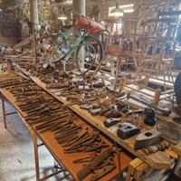 Antiquariato arte contadina attrezzi