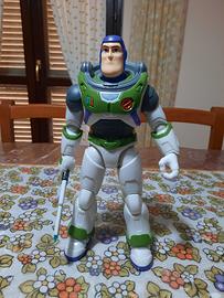 Buzz Lightyear con lama laser. Luci e Suoni