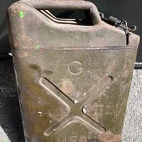 Taniche benzina americane willy’s 1942